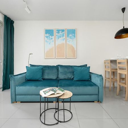Apartment Rakowska Warsaw Wlochy By Noclegi Renters Екстериор снимка