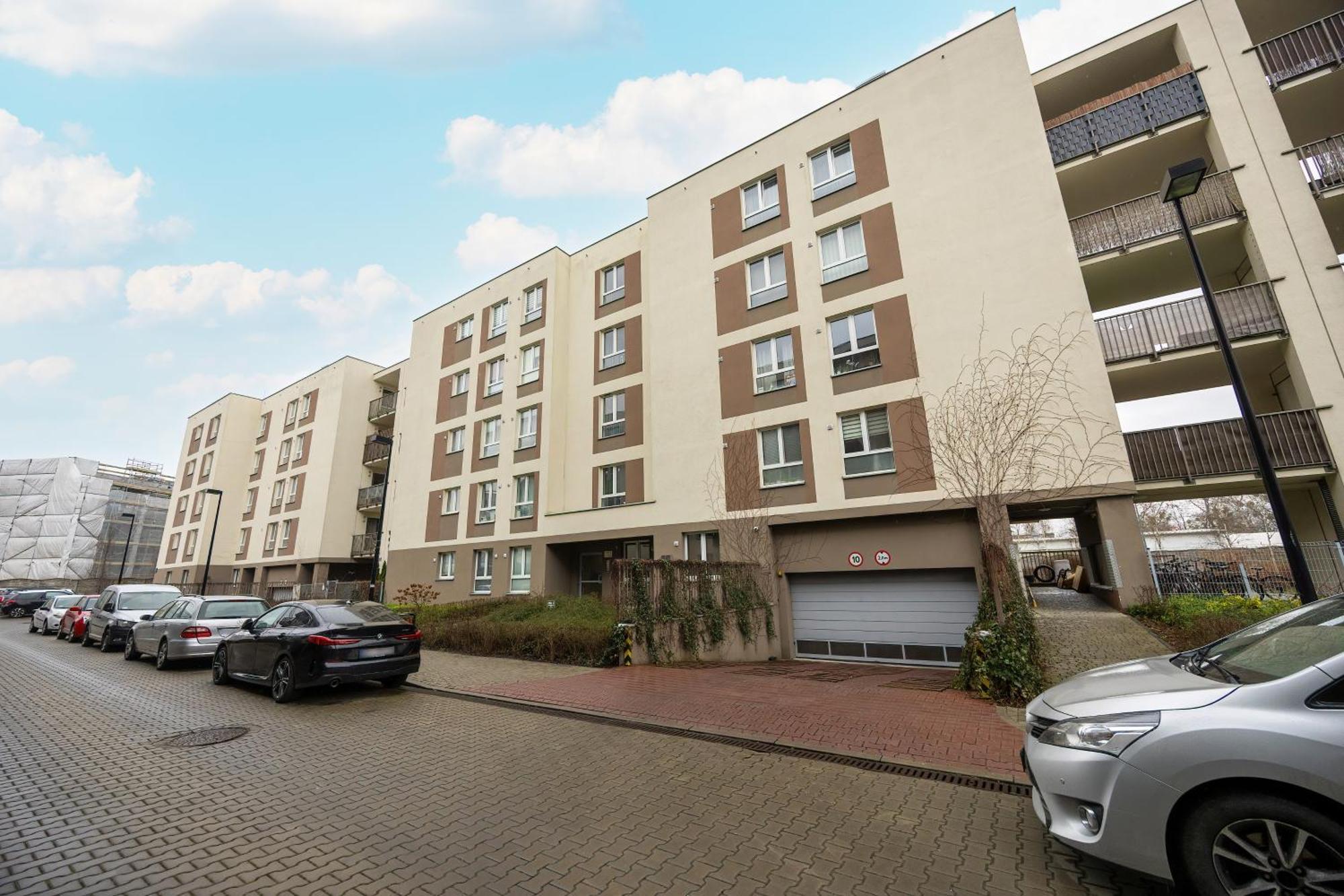 Apartment Rakowska Warsaw Wlochy By Noclegi Renters Екстериор снимка