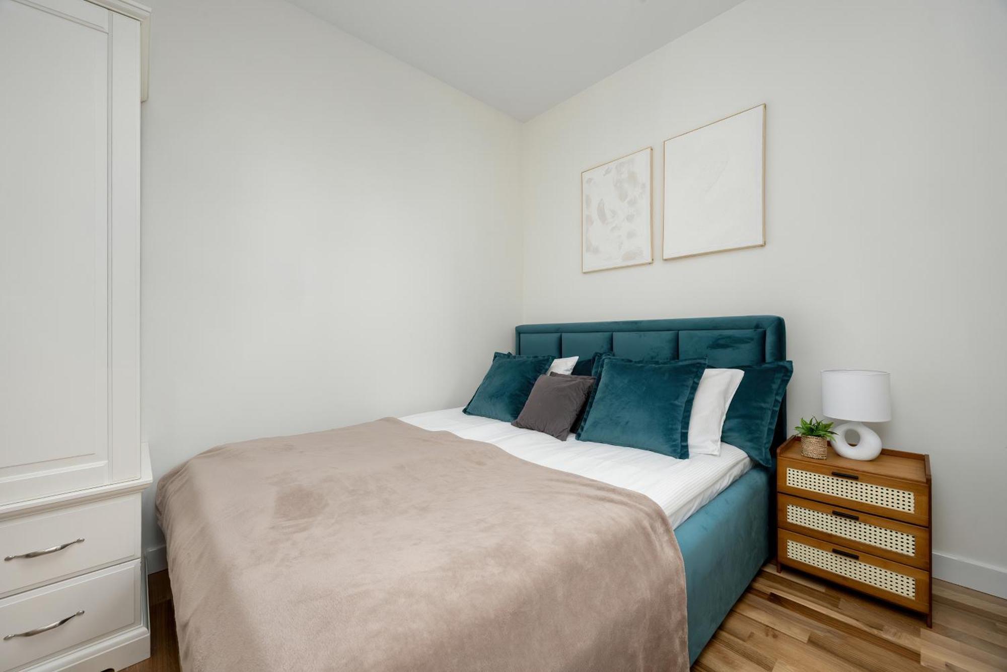 Apartment Rakowska Warsaw Wlochy By Noclegi Renters Екстериор снимка