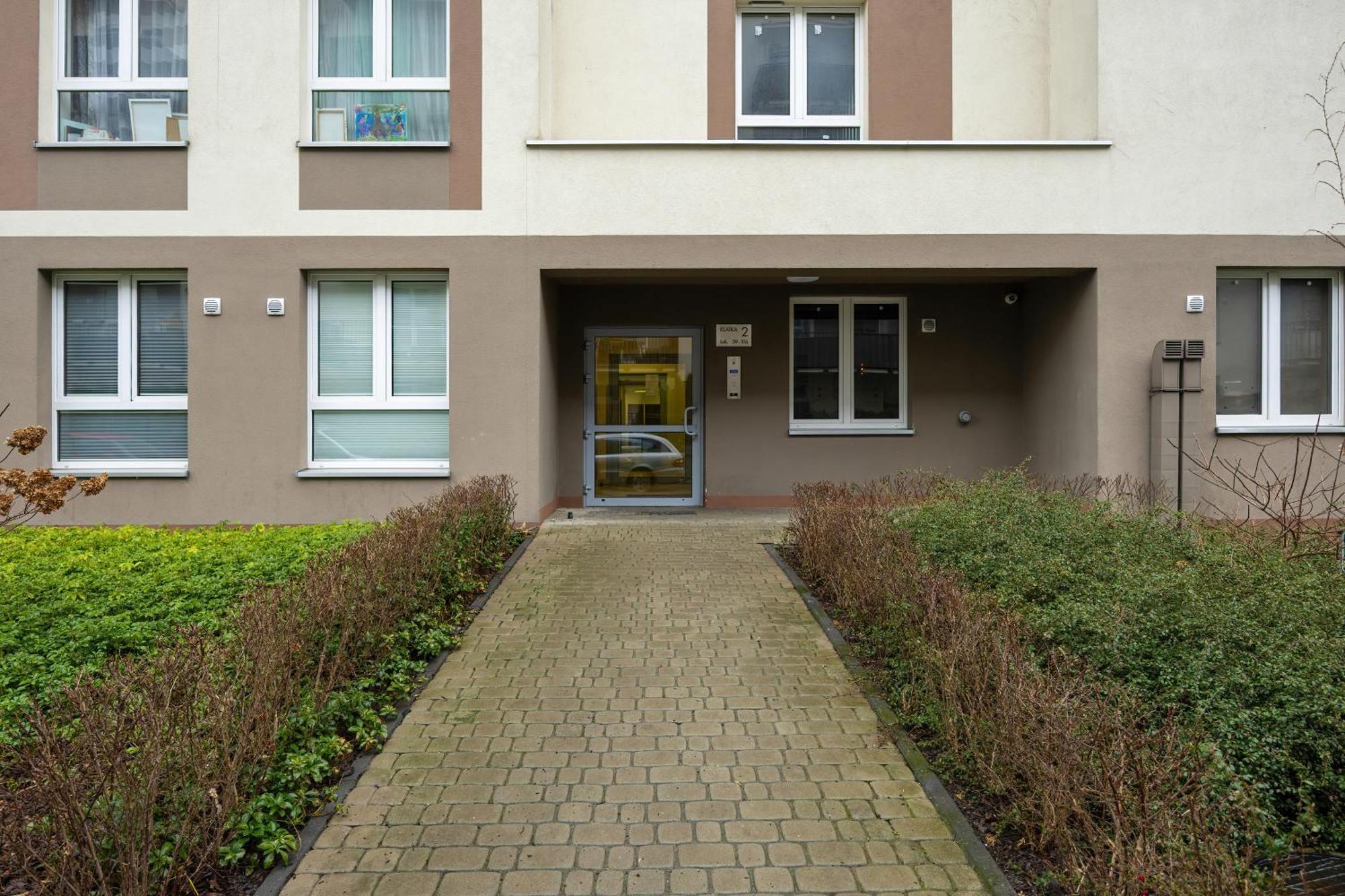 Apartment Rakowska Warsaw Wlochy By Noclegi Renters Екстериор снимка